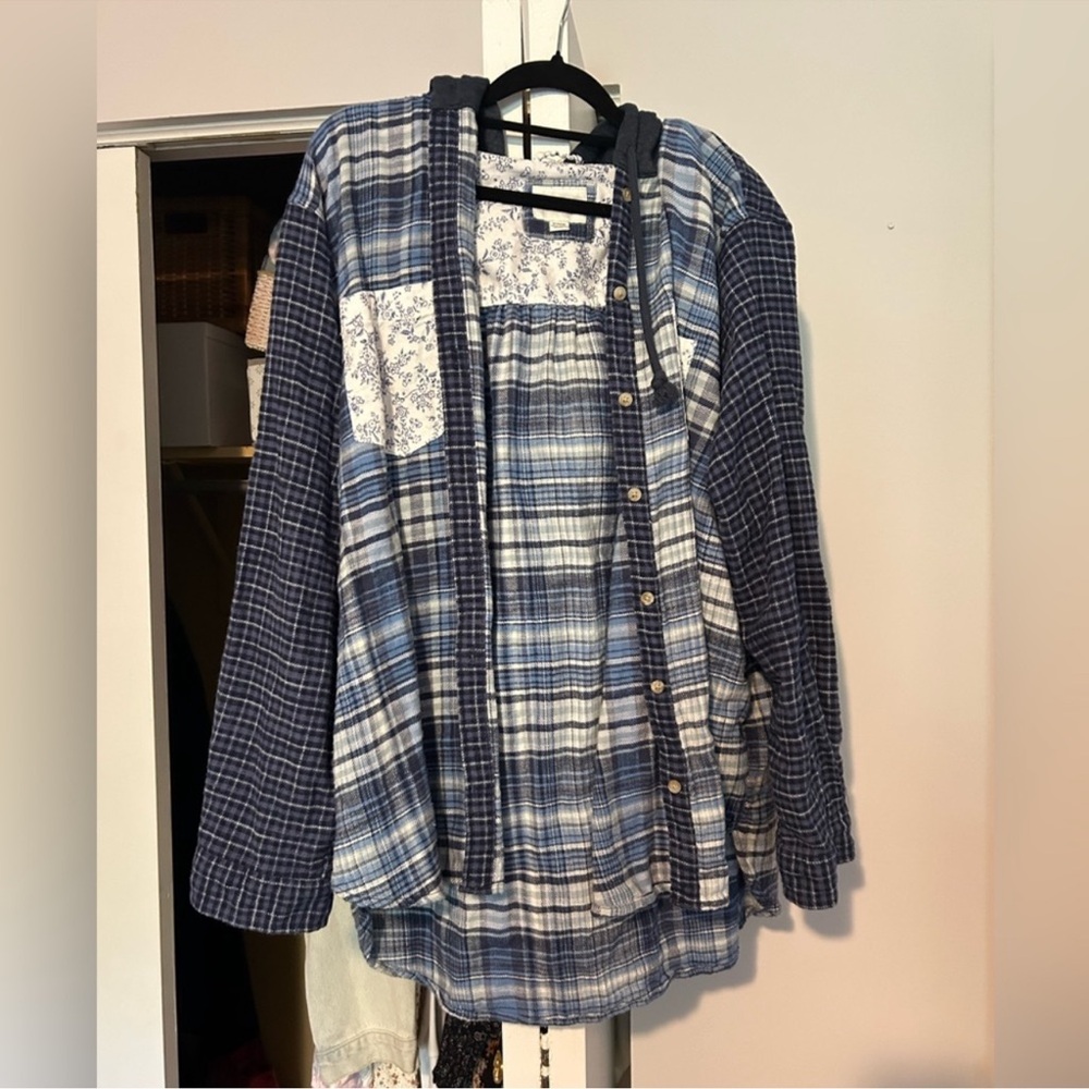 American Eagle flannel- size XL